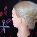 Νυφικό χτένισμα από πλεξίδες / Braided Updo wedding hairstyle